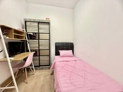 Ferraria Park Condominium (D17), Condominium #607501411